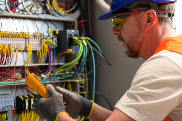 Best Emergency Electrical Repair  in Grosse Pointe, MI